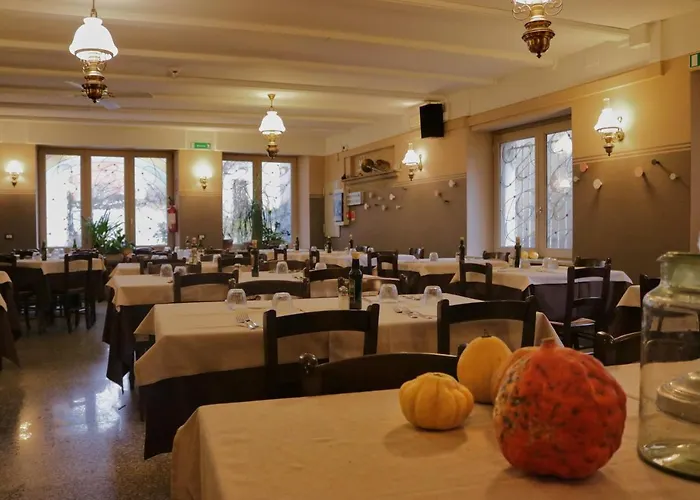 호텔 Ristorante Sole 2*